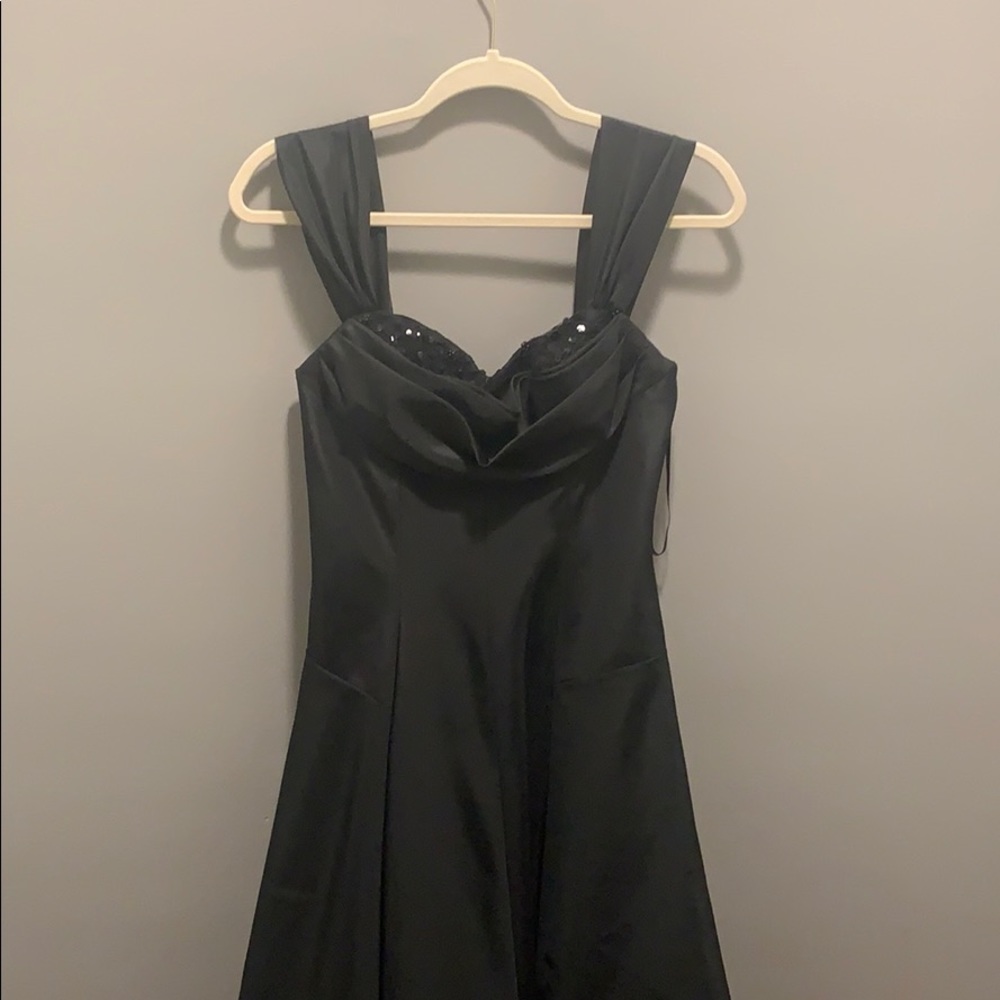 Cache Elegant Black Dress - Picture 2 of 7